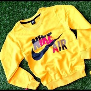Kid Nike sweatshirt